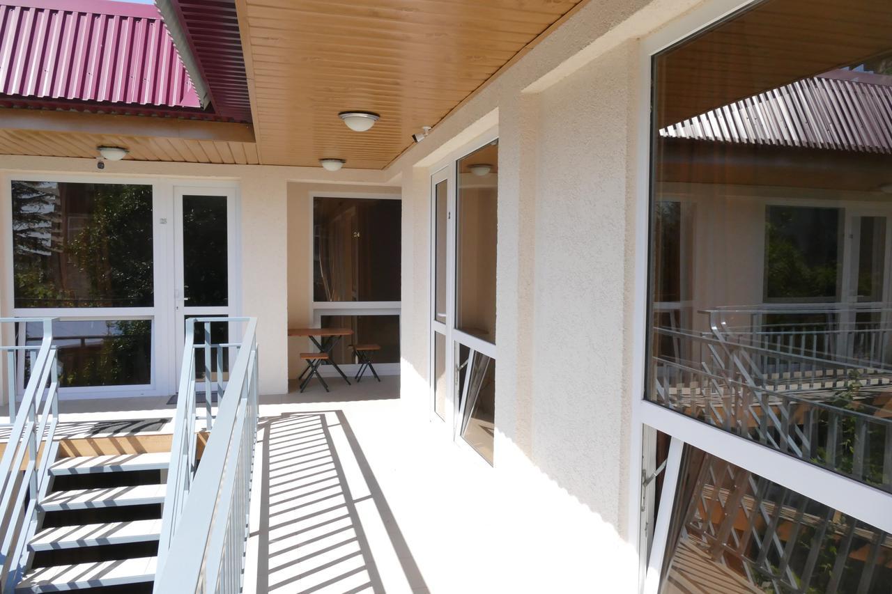 Astoria Comfort Hotel New Athos Exterior photo