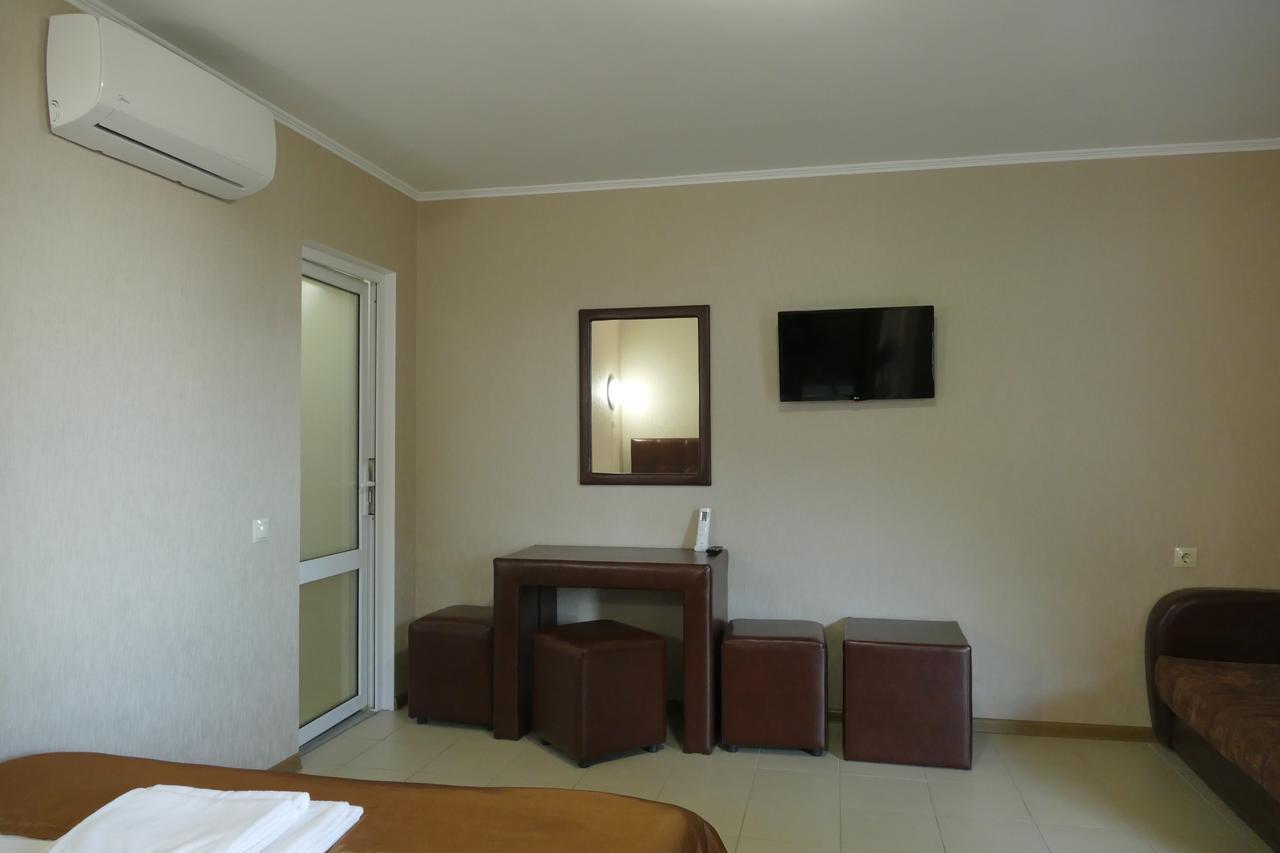 Astoria Comfort Hotel New Athos Exterior photo