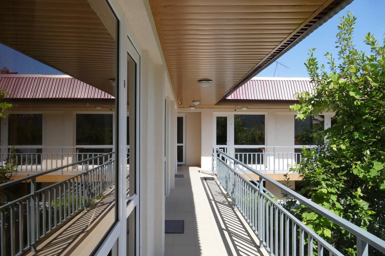 Astoria Comfort Hotel New Athos Exterior photo